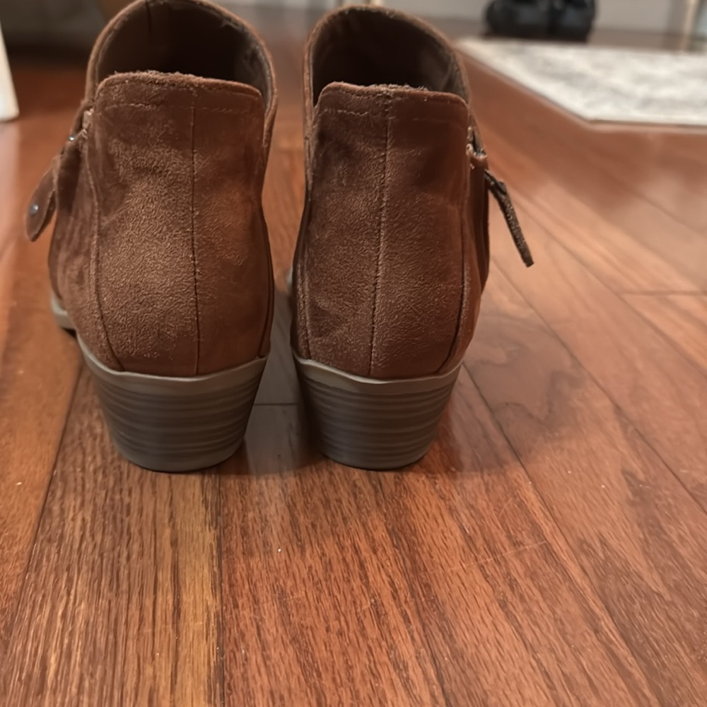 SO Angelfish Memory Foam Ankle boots - Picture 3 of 9